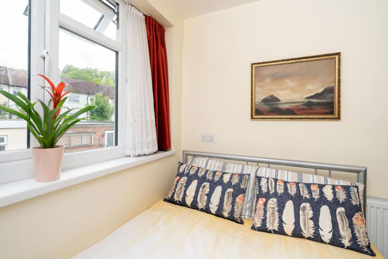 F5 Private Double Room London Eksteriør bilde